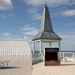 Apartament East Cloud By Interhome